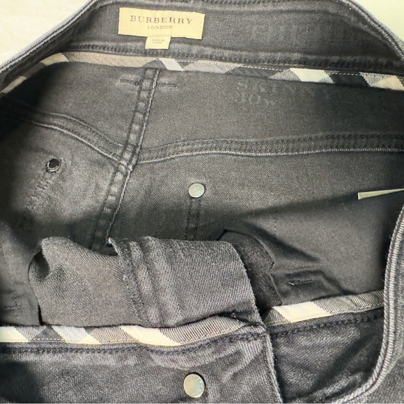 Burberry Women’s Thurlestone Black Skinny Jeans, Size 30 R - Picture 4 of 9